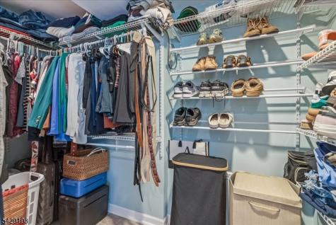 25 Louise Drive Manville NJ 08835