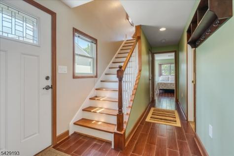 25 Louise Drive Manville NJ 08835