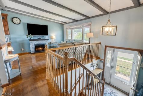 25 Louise Drive Manville NJ 08835