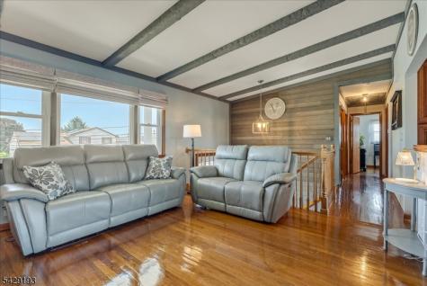 25 Louise Drive Manville NJ 08835