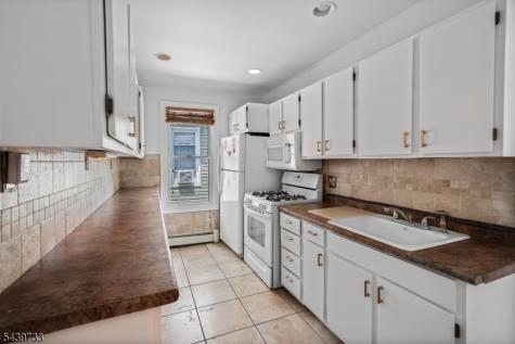 88 Franklin Terrace Irvington NJ 07111