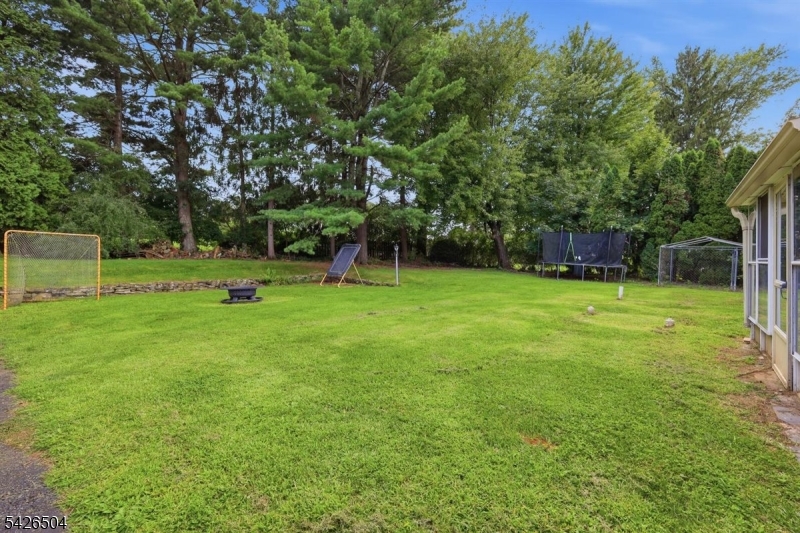 7 Essex Road Washington NJ 07882