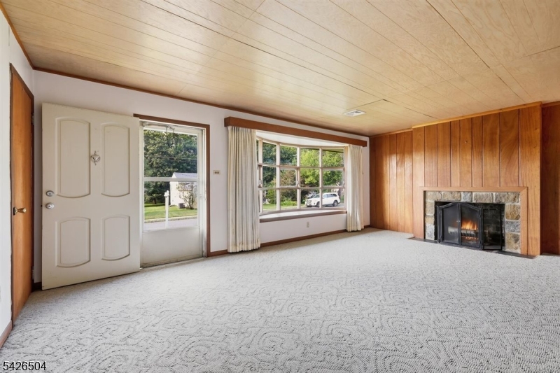 7 Essex Road Washington NJ 07882