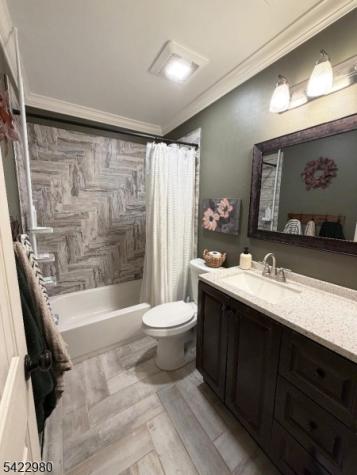 23 Rosemont Road Jefferson NJ 07438
