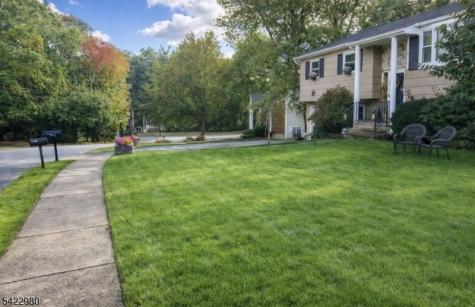 23 Rosemont Road Jefferson NJ 07438