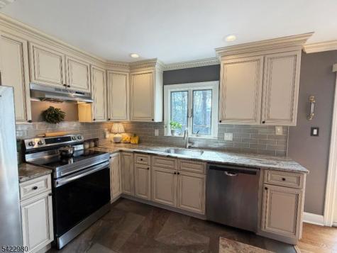 23 Rosemont Road Jefferson NJ 07438