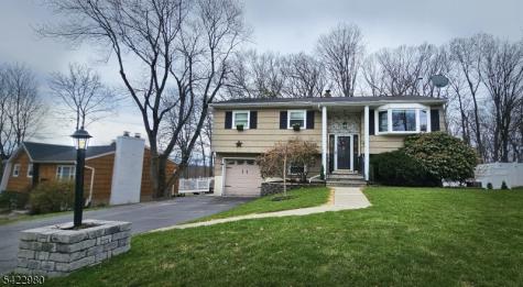 23 Rosemont Road Jefferson NJ 07438