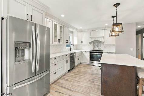513 Wills Road Roxbury NJ 07850