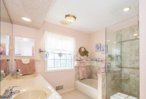 11 Hearthstone Drive Vernon NJ 07461