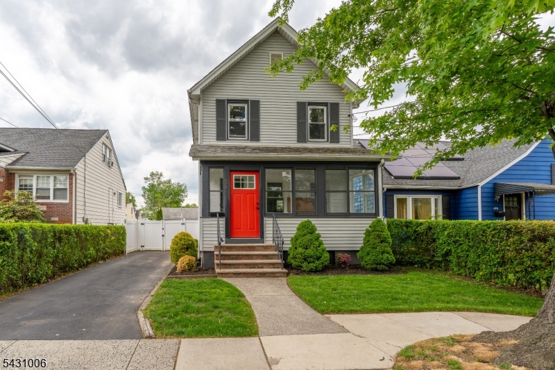 422 Faitoute Avenue Roselle Park NJ 07204