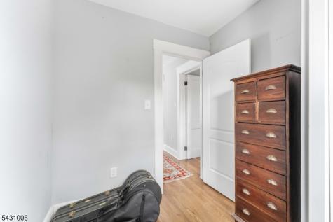 422 Faitoute Avenue Roselle Park NJ 07204