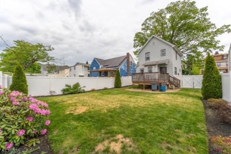 422 Faitoute Avenue Roselle Park NJ 07204