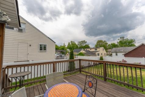 422 Faitoute Avenue Roselle Park NJ 07204