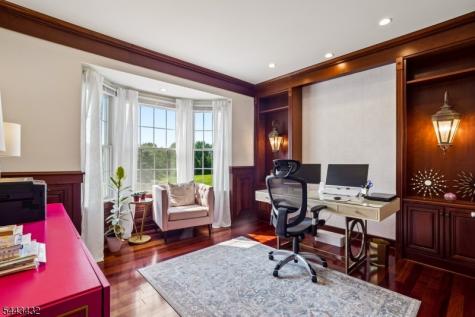 3 Balmoral Drive Alexandria NJ 08867