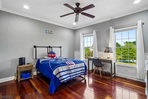 3 Balmoral Drive Alexandria NJ 08867