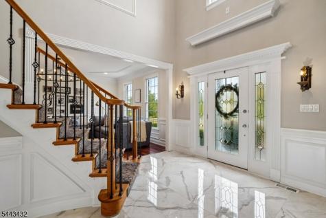 3 Balmoral Drive Alexandria NJ 08867