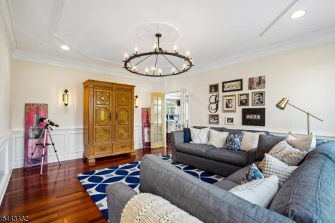3 Balmoral Drive Alexandria NJ 08867