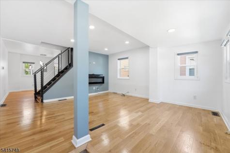 148 Jerome Place Bloomfield NJ 07003