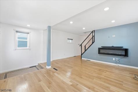 148 Jerome Place Bloomfield NJ 07003