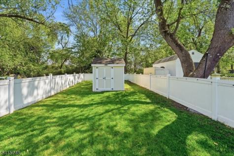 148 Jerome Place Bloomfield NJ 07003