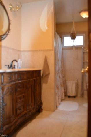 1 Glenbrook Court Hanover NJ 07981