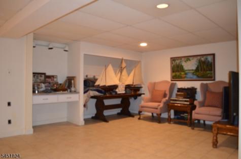 1 Glenbrook Court Hanover NJ 07981