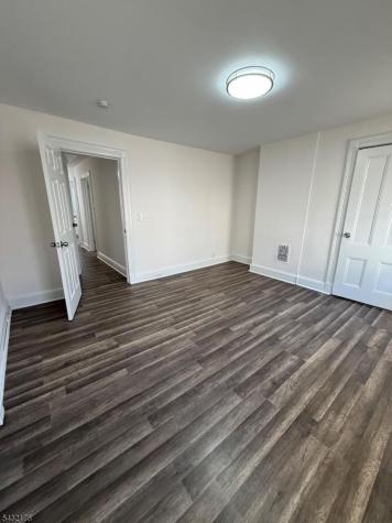 252 N 19th Street East Orange NJ 07017