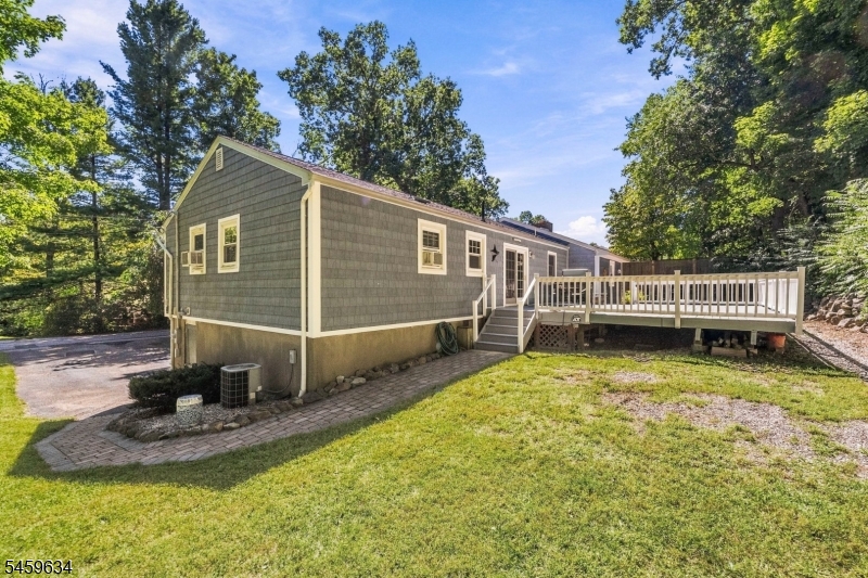 18 Fox Hollow Court Vernon NJ 07462