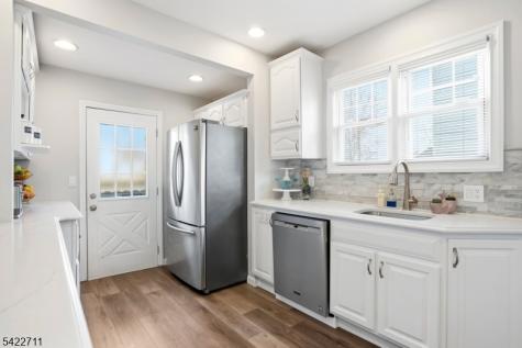 501 Chase Avenue Lyndhurst NJ 07071