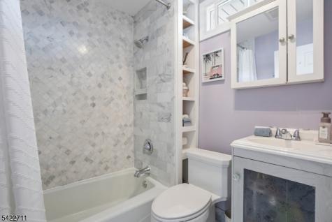 501 Chase Avenue Lyndhurst NJ 07071