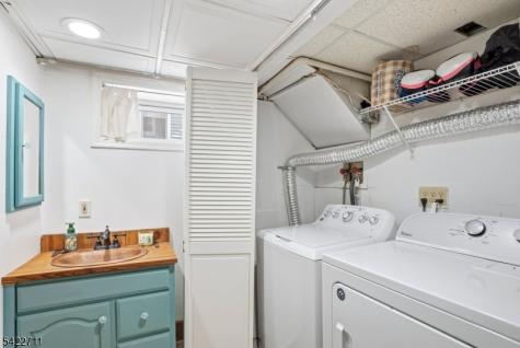 501 Chase Avenue Lyndhurst NJ 07071