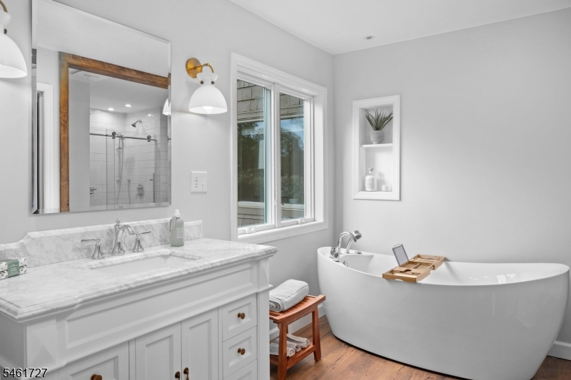 12 Craig Road Readington NJ 08853