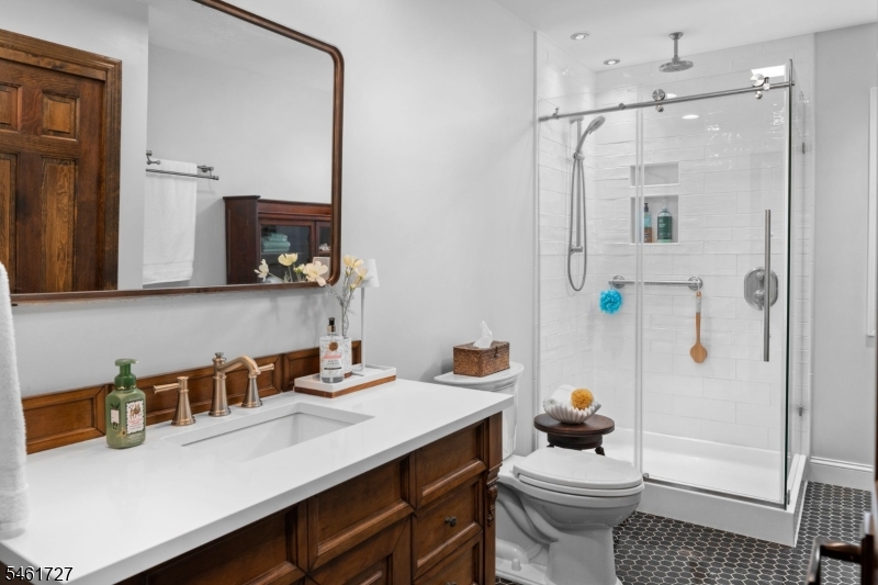 12 Craig Road Readington NJ 08853