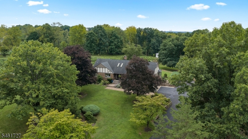12 Craig Road Readington NJ 08853