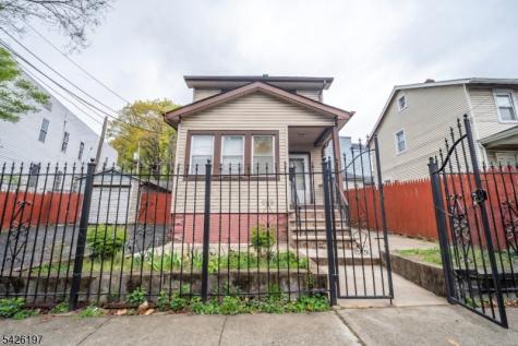 25 Goodwin Avenue Newark NJ 07112
