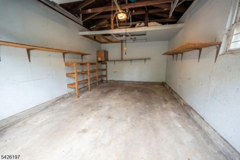 25 Goodwin Avenue Newark NJ 07112