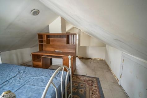 25 Goodwin Avenue Newark NJ 07112