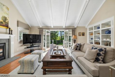 3 Glenmere Drive Chatham NJ 07928