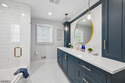 3 Glenmere Drive Chatham NJ 07928