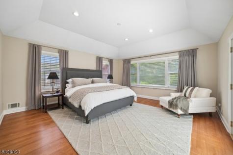 3 Glenmere Drive Chatham NJ 07928