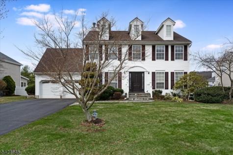 15 Crossing Drive Mount Olive NJ 07836