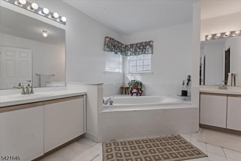 15 Crossing Drive Mount Olive NJ 07836