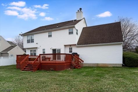15 Crossing Drive Mount Olive NJ 07836