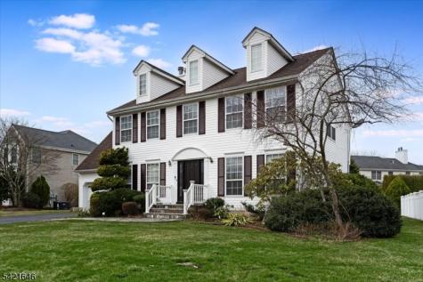 15 Crossing Drive Mount Olive NJ 07836