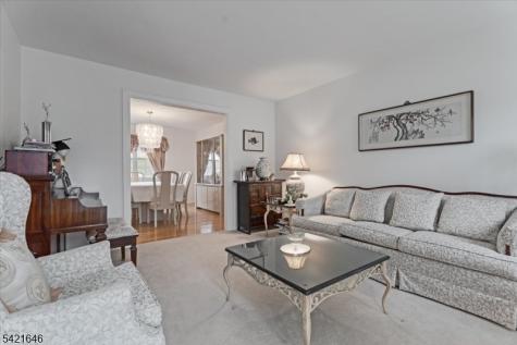 15 Crossing Drive Mount Olive NJ 07836