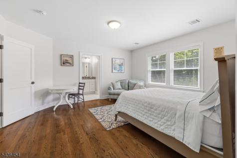 2 Weimer Court Allendale NJ 07401