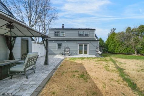 33 Cathy Avenue Hawthorne NJ 07506