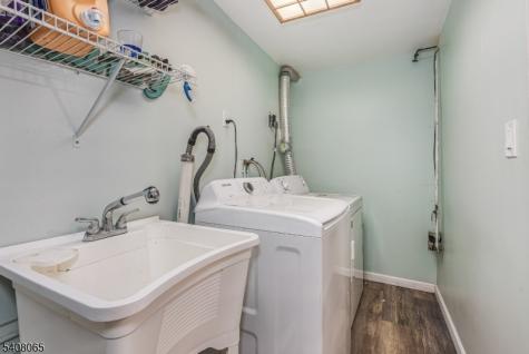 108 Lake Avenue Newton NJ 07860