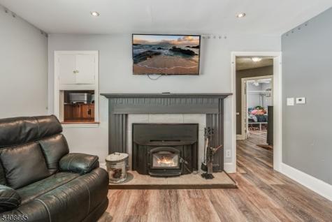 108 Lake Avenue Newton NJ 07860