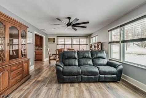 108 Lake Avenue Newton NJ 07860